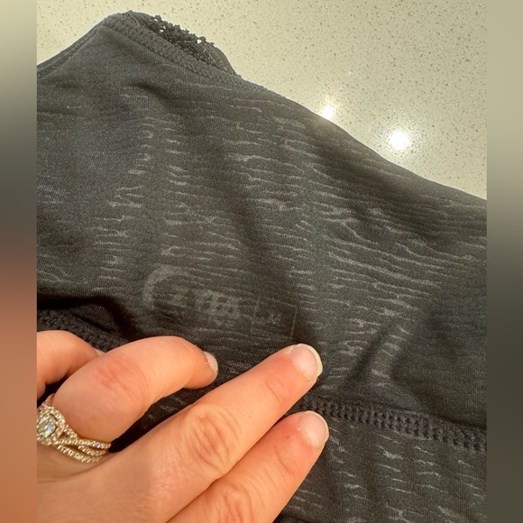 Medium Zyia Bra like new - Picture 3 of 3